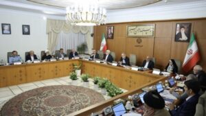 رئیس‌ جمهور: اعضای هیئت مدیره بنگاه‌های دولتی باید توأمان در سود و زیان سهیم باشند